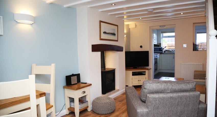 kirrin cottage living area romantic getaway for 2 conwy llandudno snow donia