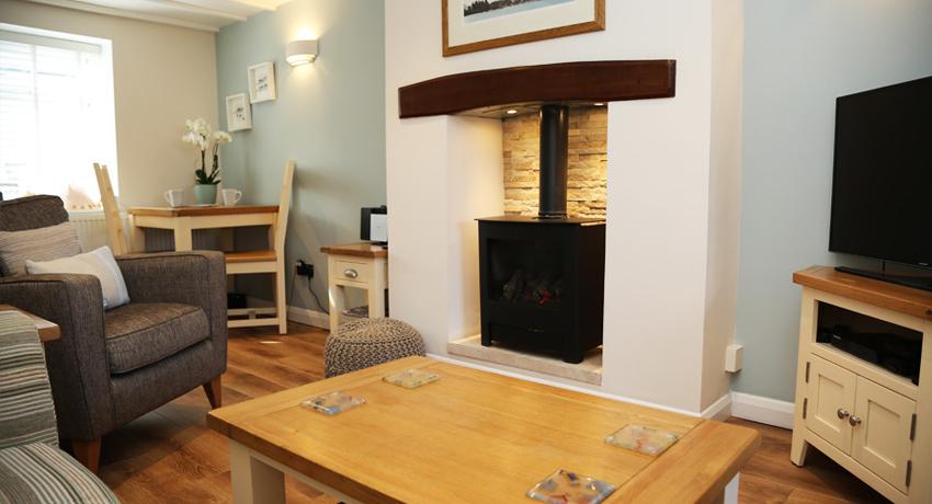 kirrin cottage living area romantic getaway for 2 conwy llandudno snow donia